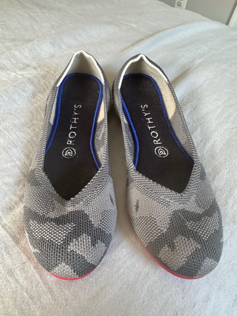 Rothy’s The Flat Gray Camo (retired) Round Toe Flats 8 Red Sole Washable
